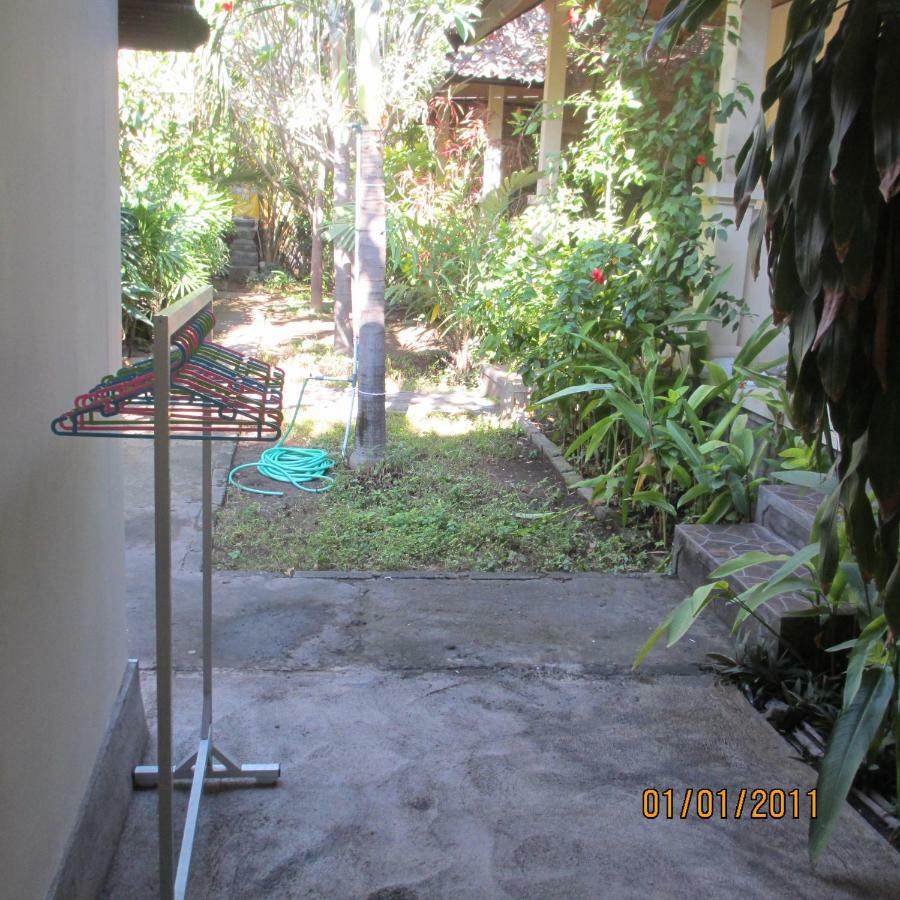 אמד Pondok Aldi Hostel מראה חיצוני תמונה